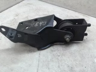  подушка двс Mazda 323 BJ Арт 24003534