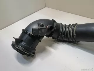 13717612096 BMW Патрубок интеркулера BMW 5 F10/F11/GT F07 Арт E22953594, вид 9
