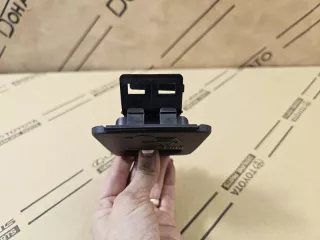 6472533100, 64725-33100, 6472506090, 64725-06090, 6472530080C0, 64725-30080-C0, 6472530080, 64725-30080 Ручка пола багажника Lexus ES 7 Арт DN173904, вид 7