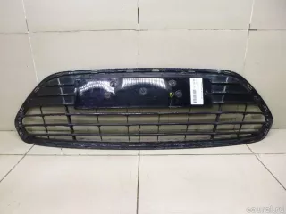 1724261 Ford Решетка в бампер центральная Ford Mondeo 4 restailing Арт E60260761, вид 1