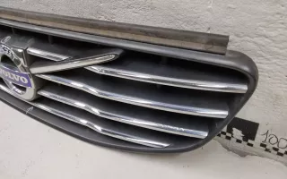31333832 Решетка радиатора Volvo XC60 1 Арт 969573T, вид 3