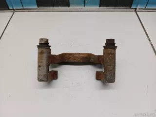4782242070 Toyota Скоба суппорта заднего левого Toyota Rav 4 3 Арт E31472191, вид 3
