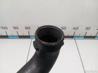13717571350 BMW Патрубок интеркулера BMW X5 E70 Арт E31494466, вид 3