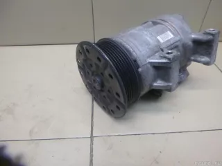 8831042250 Toyota Компрессор кондиционера Toyota Auris 2 Арт E100419269, вид 2