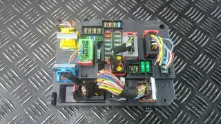 9806687980 01, BSI-Q04-01 Блок комфорта Citroen C4 Grand Picasso 2 Арт 7AG01M301, вид 1