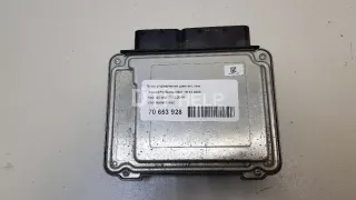 8U0907115C Блок управления двигателем Audi Q3 1 Арт AM70653928, вид 1