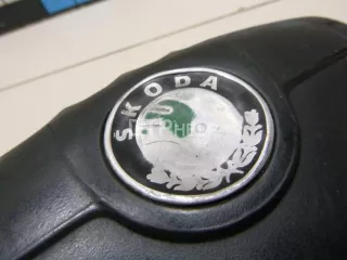 1Z0880201AHTDZ Подушка безопасности в рулевое колесо Skoda Octavia A5 Арт AM48354670, вид 2