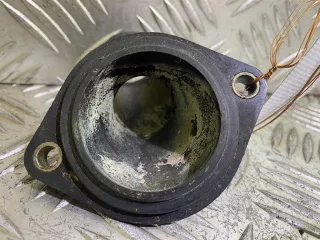 048121121B Фланец (тройник) системы охлаждения Volkswagen Passat B5 Арт 42518, вид 4