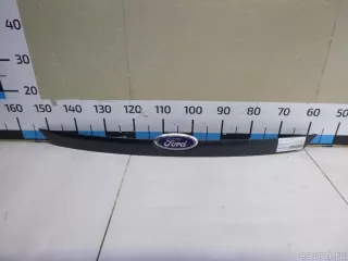 1708809 Ford Накладка двери багажника Ford Focus 2 restailing Арт E60569003, вид 1