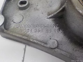 2213503608 Mercedes Benz Кронштейн редуктора Mercedes E W212 Арт E84697951, вид 2