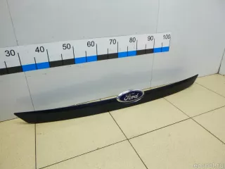 1708809 Ford Накладка двери багажника Ford Focus 2 restailing Арт E100038667, вид 1
