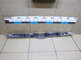 1540067 Ford Накладка двери багажника Ford Focus 2 restailing Арт E100146442, вид 4