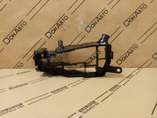 8274033080, 82740-33080 Корпус блока предохранителей Lexus ES 7 Арт DN180455, вид 1