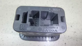 LR040339 Land Rover Кнопка открытия багажника Volvo S60 2 Арт E95670485, вид 4