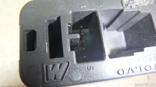 LR040339 Land Rover Кнопка открытия багажника Volvo S60 2 Арт E95670485, вид 5