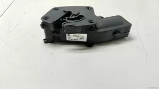 3T0827300B VAG Блок открывания багажника Skoda Superb 2 Арт E90376868, вид 2