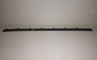 51762990305 BMW Уплотнитель двери BMW X1 E84 Арт E22740505