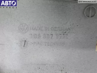 3b9867975 Накладка двери (крышки) багажника Volkswagen Passat B5 Арт 54724430, вид 3