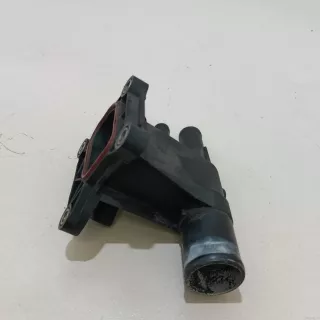 31422105 Volvo Фланец двигателя системы охлаждения Volvo V70 3 Арт E23223719, вид 8