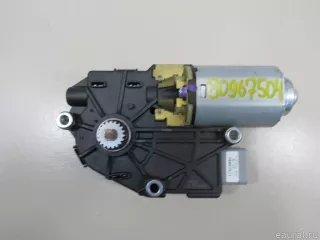 LR038292 Land Rover Моторчик люка Land Rover Range Rover Sport 2 restailing Арт E80967504, вид 2