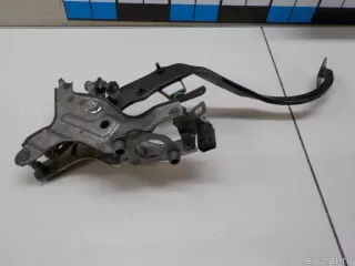 3130120600 Toyota Педаль сцепления Toyota Avensis 3 Арт E84231110, вид 3