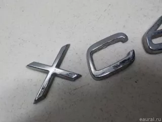 31333640 Volvo Эмблема на крышку багажника Volvo XC60 1 Арт E51689570, вид 4