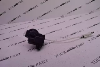 art8238071 Кнопка открытия лючка топливного бака Lexus GS 3 Арт 8238071, вид 1