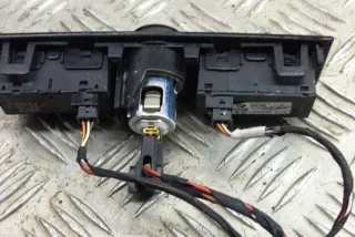 9384805 , art8244034 Кнопка обогрева сидений BMW X5 F85 Арт 8244034, вид 6