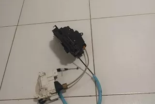 7281953, 18283810, 5122 , art12080170 Замок двери задней левой BMW X5 F85 Арт 12080170, вид 1