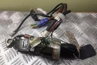 88215AE010, X1T25571 , art12102302 Замок зажигания Subaru Forester SG Арт 12102302, вид 1