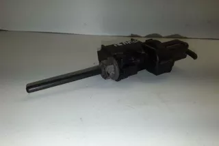 8200305732 , art12142685 Замок лючка топливного бака Renault Megane 2 Арт 12142685, вид 3