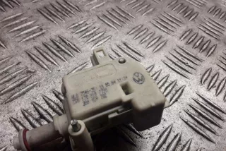 3B0959782, 1J0810773B , art12139458 Замок лючка топливного бака Volkswagen Touareg 1 Арт 12139458, вид 2
