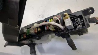826630F020,8274120060,826620F030 Блок предохранителей Toyota Corolla VERSO 2 Арт 9126578, вид 3