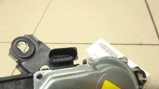 1K8955711 VAG Моторчик стеклоочистителя задний Volkswagen Scirocco 3 Арт E95084839, вид 5