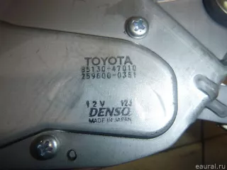 8513047010 Toyota Моторчик стеклоочистителя задний Toyota Prius 2 Арт E21231389, вид 4