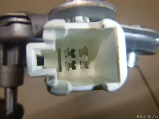 8513047010 Toyota Моторчик стеклоочистителя задний Toyota Prius 2 Арт E21231389, вид 5