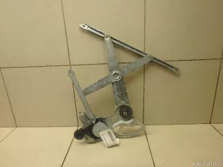 6980108020 Toyota Стеклоподъемник электр. передний правый Toyota Sienna 3 Арт E95040651, вид 2