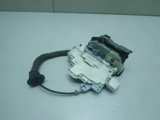 4G0839015A VAG Замок двери задней левой Volkswagen Touareg 2 Арт E22915925, вид 1