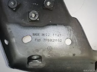 7P6821152 VAG Кронштейн крепления крыла Volkswagen Touareg 2 Арт E23245961, вид 8