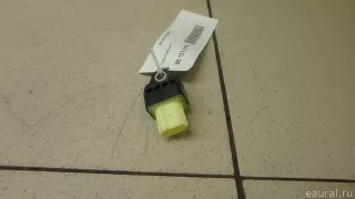 8983174010 Toyota Датчик AIR BAG Toyota IQ Арт E95121213, вид 4