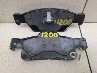 68052386AA Chrysler Колодки тормозные задние дисковые к-кт Jeep Cherokee KL Арт E95663694, вид 3