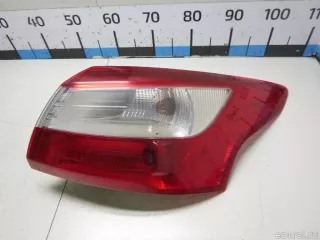 1863057 Ford Фонарь задний наружный правый Ford Focus 3 restailing Арт E90283649, вид 1