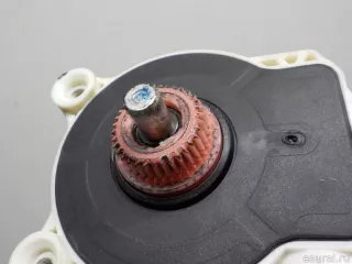 1869992 Ford Моторчик стеклоподъемника Ford Focus 3 restailing Арт E40898966, вид 10