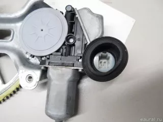 6980108020 Toyota Стеклоподъемник электр. передний правый Toyota Sienna 3 Арт E70256060, вид 5