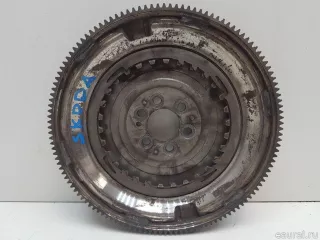 03F105266 VAG Маховик Audi A1 Арт E70478352, вид 1