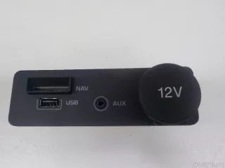 LR085516 Land Rover Разъем AUX / USB Jaguar XE 1 restailing Арт E51506679, вид 1