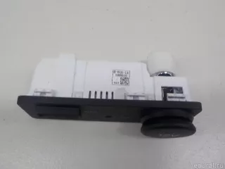 LR085516 Land Rover Разъем AUX / USB Jaguar XE 1 restailing Арт E51506679, вид 4