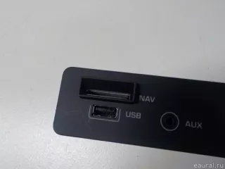 LR085516 Land Rover Разъем AUX / USB Land Rover Discovery 5 Арт E51677574, вид 6