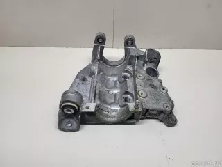GJ324H473AC Land Rover Кронштейн промежуточного вала Land Rover Evoque 1 restailing Арт E23491549, вид 4