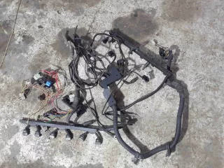 Проводка моторная   BMW 5 E39 2.0л i Арт M528, вид 1